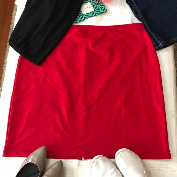 NEW! Susan Graver French Terry Slim Skirt XL - Picture 2 of 12